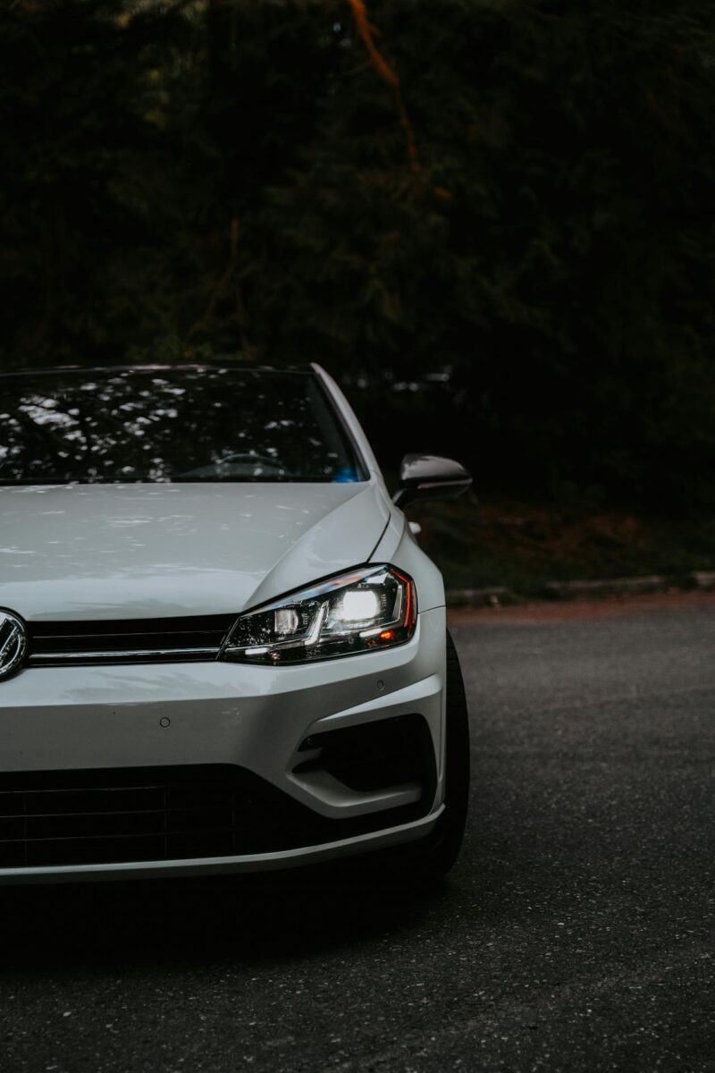Welche Versicherungen sind für Autofahrer notwendig?